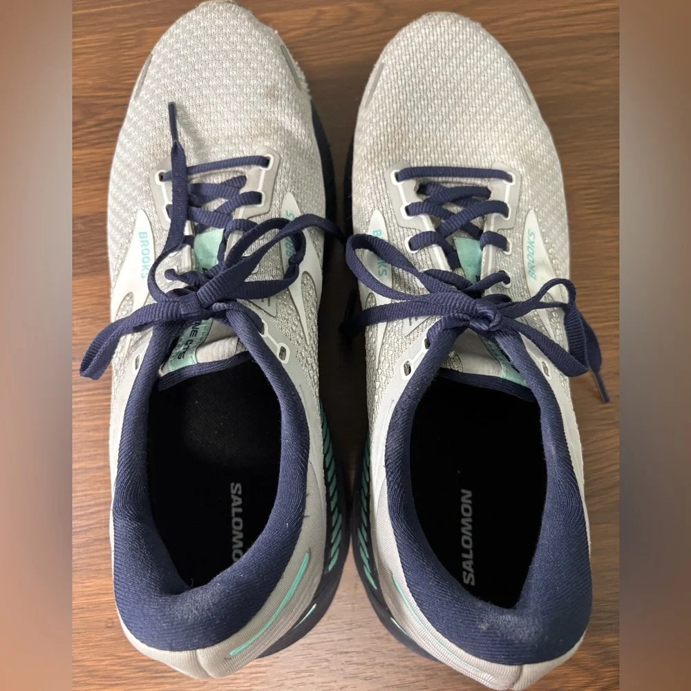 Men’s Brooks Adrenaline GTS in Gray‎ and Teal Size 11